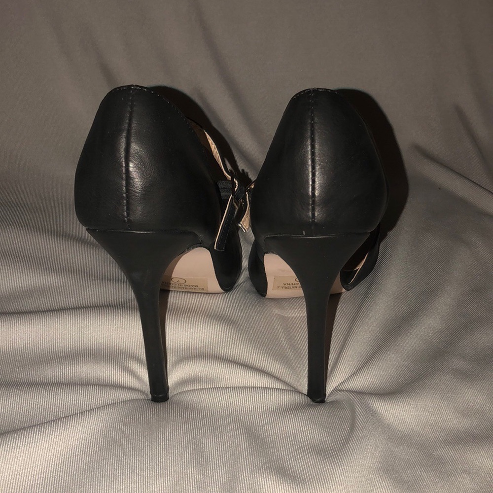 💥FINAL PRICE💥 Cross strap pumps - Picture 3 of 6
